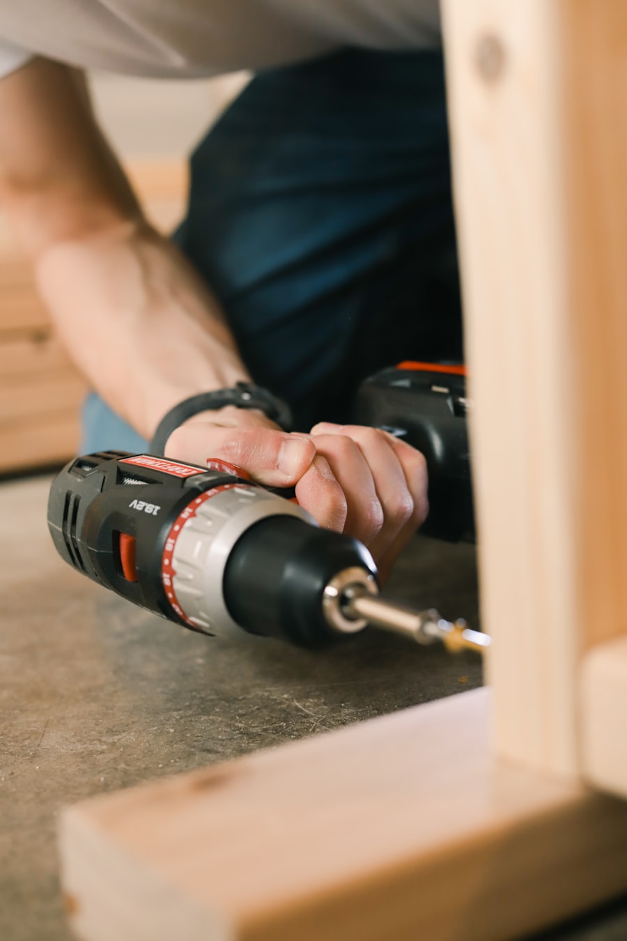 Handyman fastening hardware with a drill